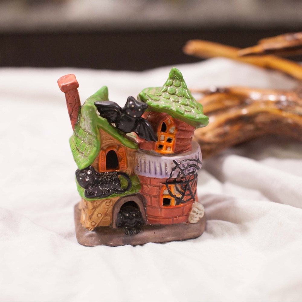 Mini Halloween House